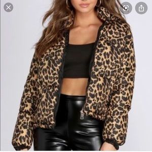 Super cute puffer jacket cheetah print